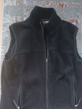 REI Black Fleece Vest